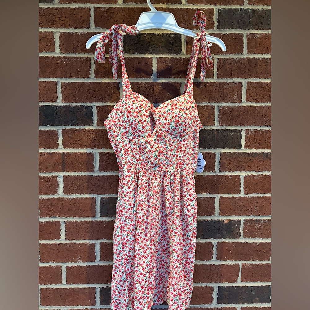 Juniors summer mini dress / size Medium / Brand: AUW / Brand new never worn